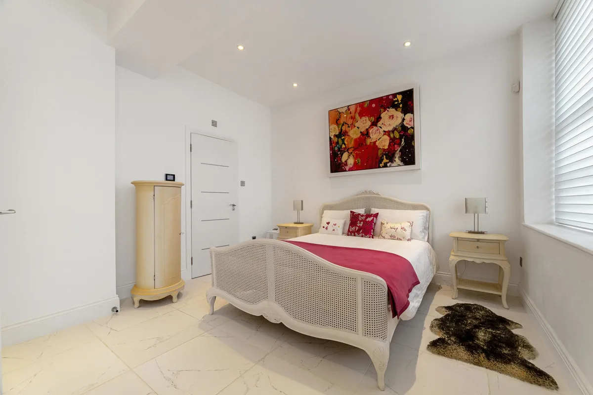 Parade, Leamington Spa, CV32, photo 28