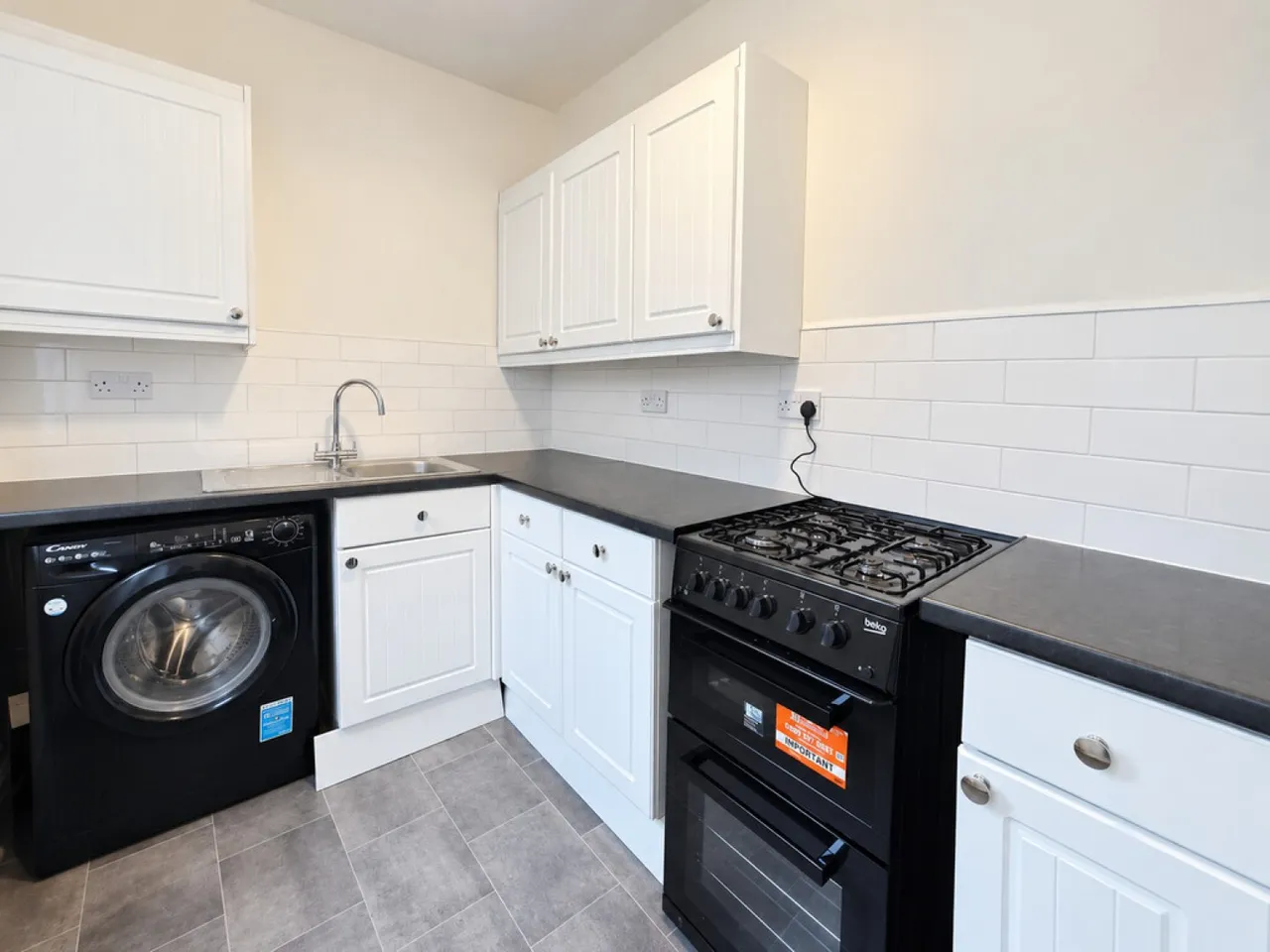 2 bed house to rent, Findern Street, DE22
