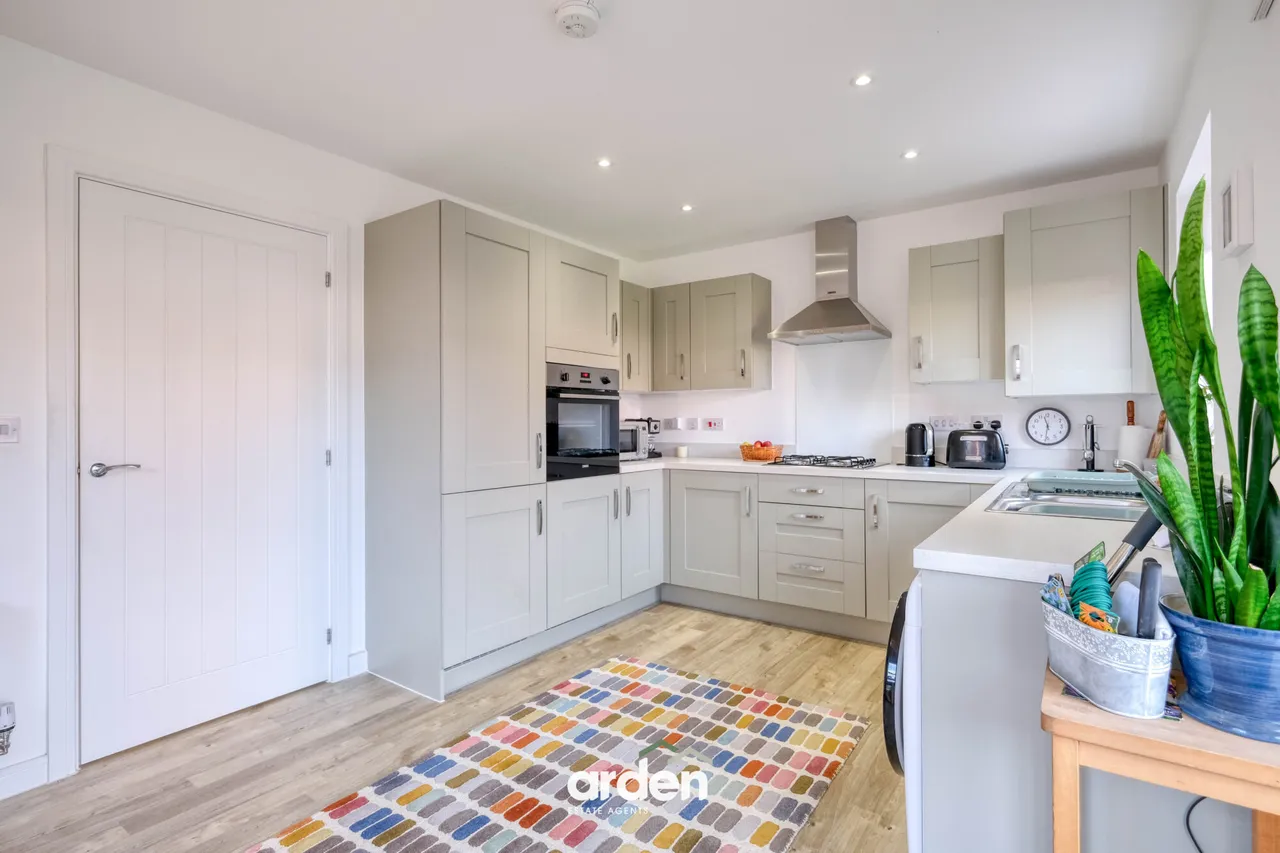 Joseph Crescent, Shirley, B90, photo 2
