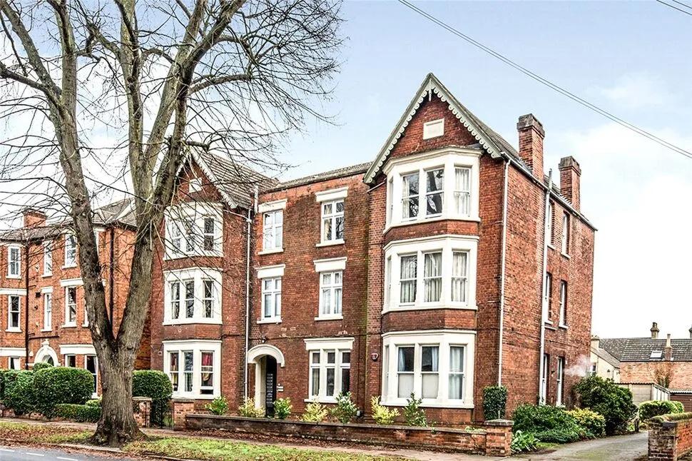 1 bed flat to rent, Bushmead Avenue, Bedford, MK40