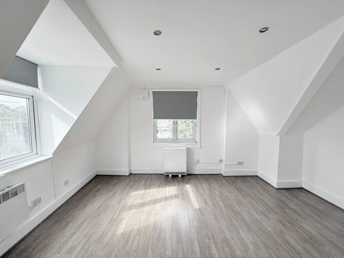 2 bed flat to rent, Wightman Road, London, N4