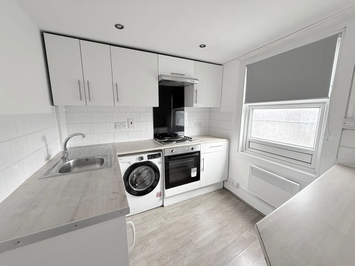 Wightman Road, London, N4, photo 4