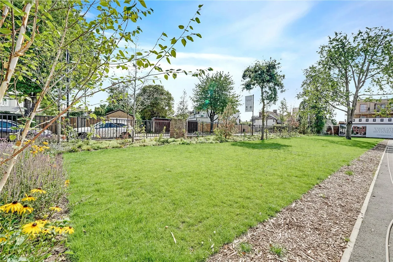 Rose Square, Twickenham, TW2, photo 10