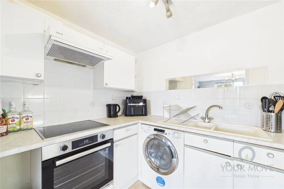 Hirondelle Close, Duston, NN5, photo 5