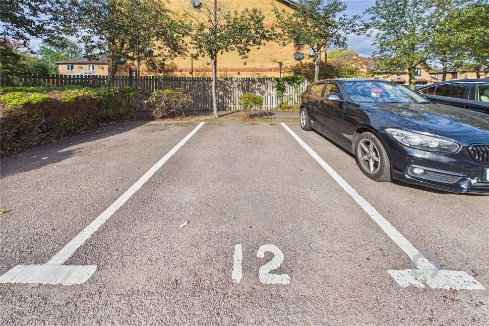 Hirondelle Close, Duston, NN5, photo 13
