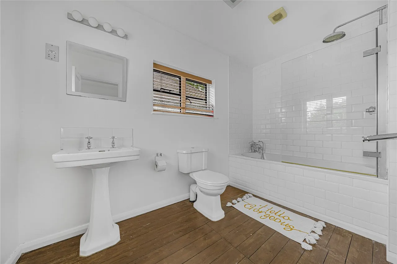 The Riding, Woking, GU21, photo 23