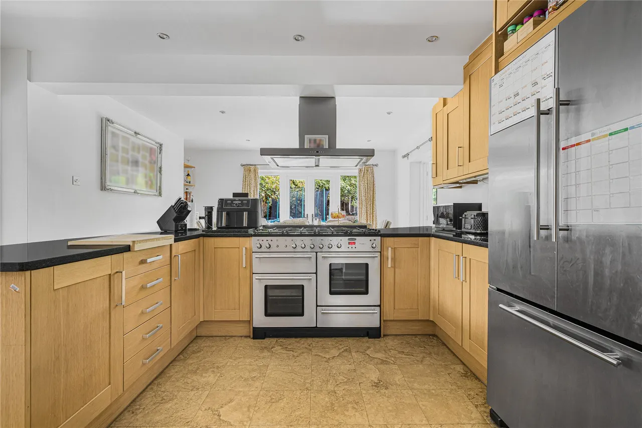 The Riding, Woking, GU21, photo 13