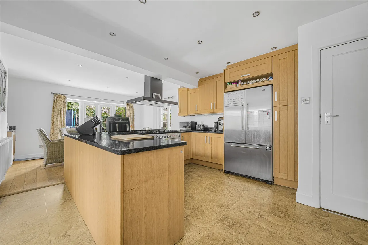 The Riding, Woking, GU21, photo 12
