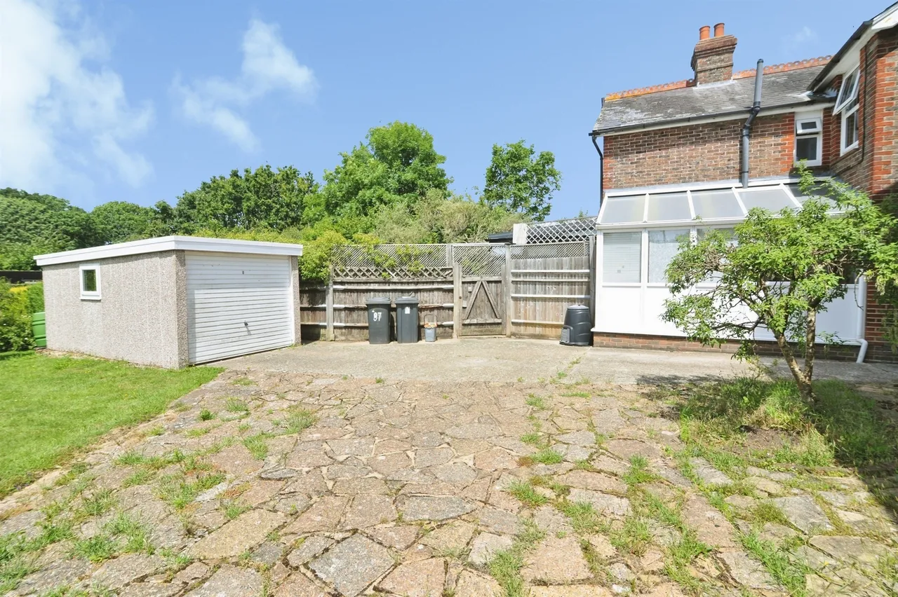 Battle Road, Hailsham, BN27, photo 14