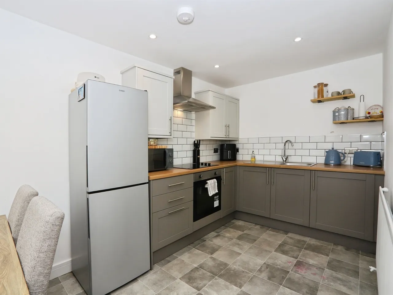 Penygraig Road, Tonypandy, CF40, photo 5