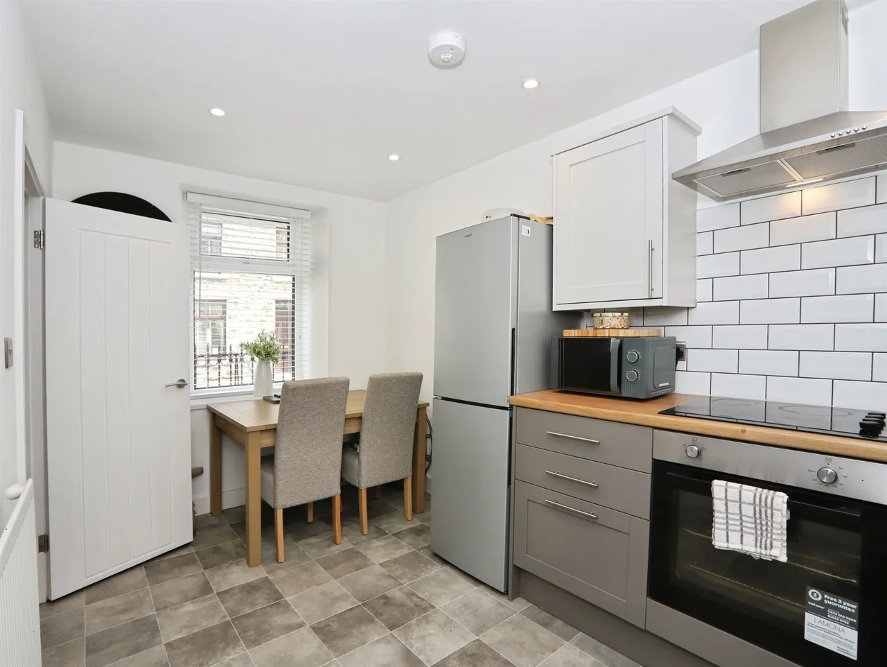 Penygraig Road, Tonypandy, CF40, photo 4