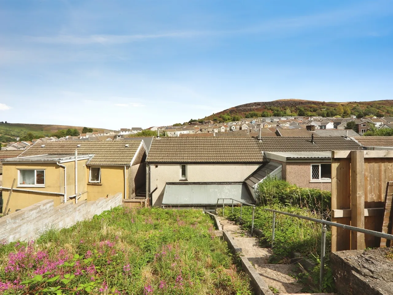 Penygraig Road, Tonypandy, CF40, photo 15