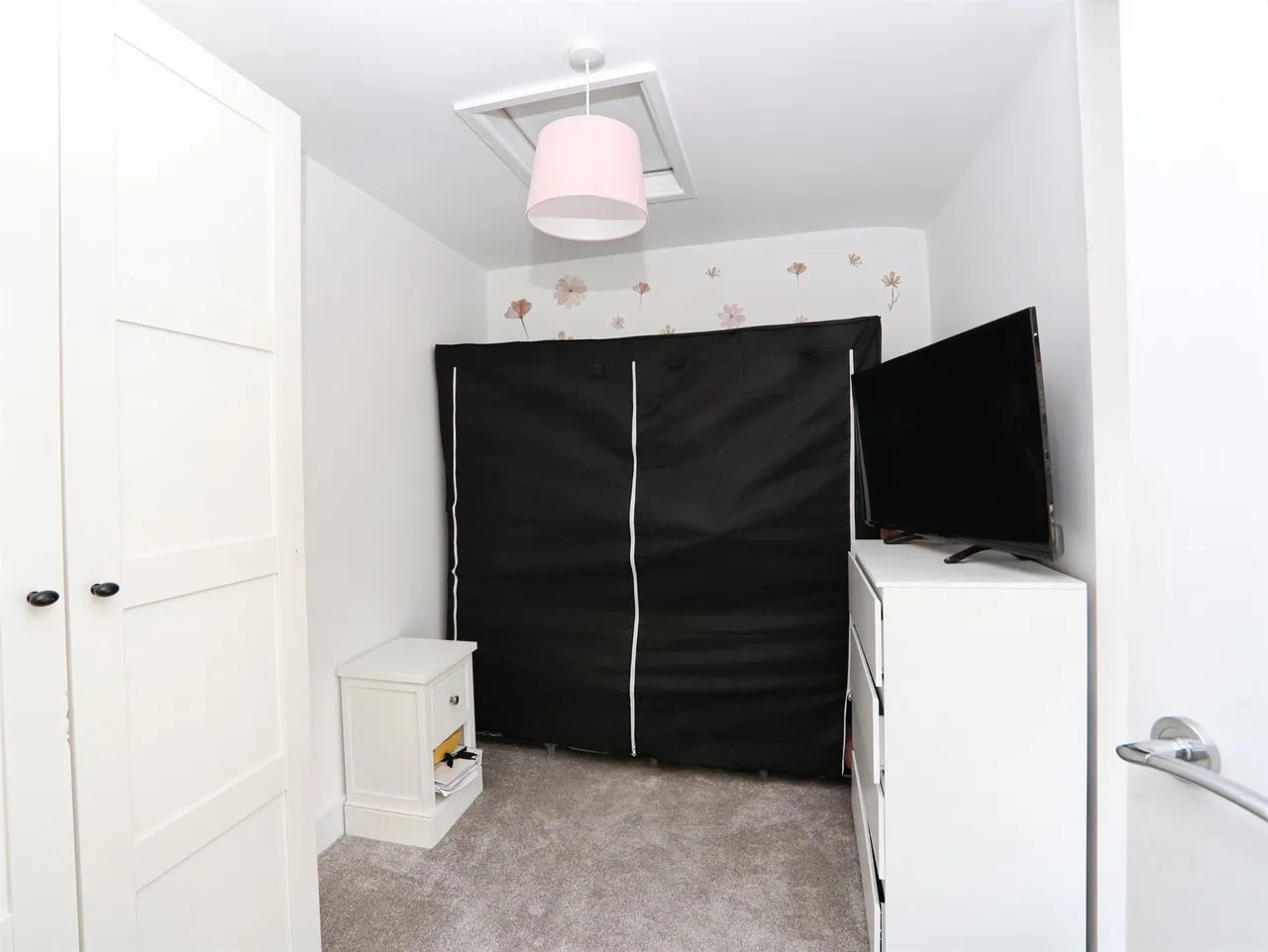 Penygraig Road, Tonypandy, CF40, photo 13