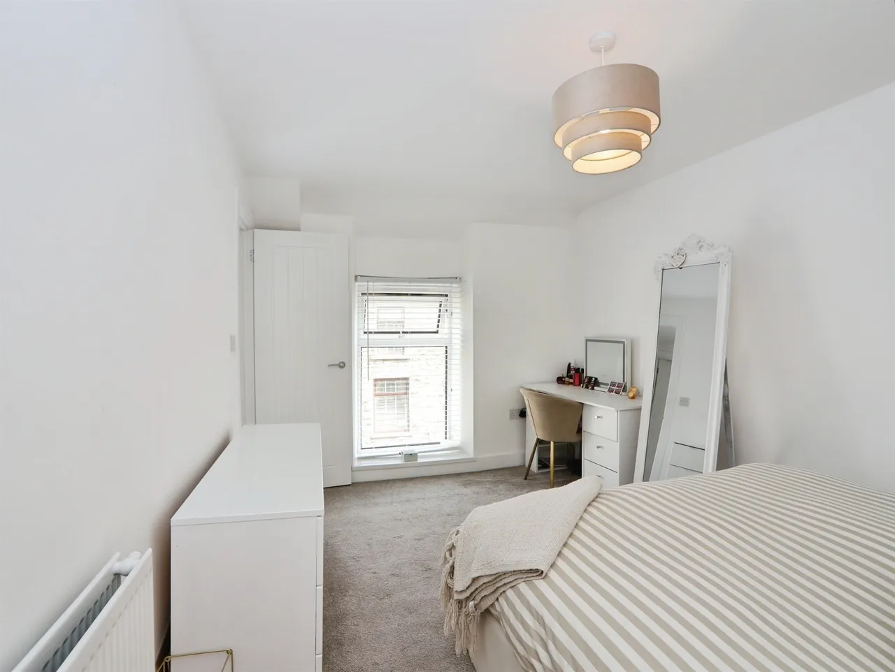 Penygraig Road, Tonypandy, CF40, photo 10