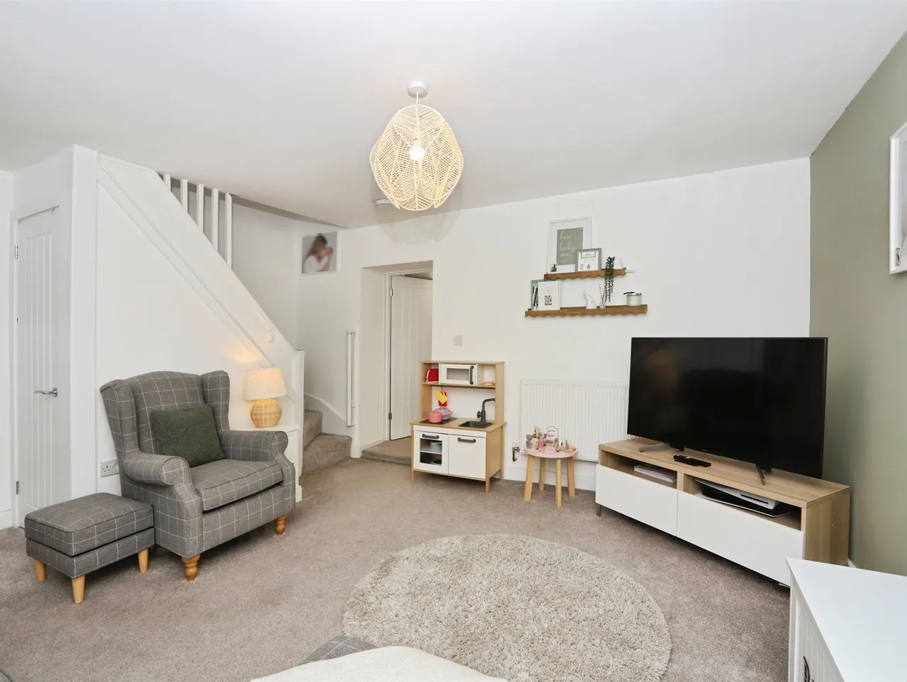 Penygraig Road, Tonypandy, CF40, photo 2