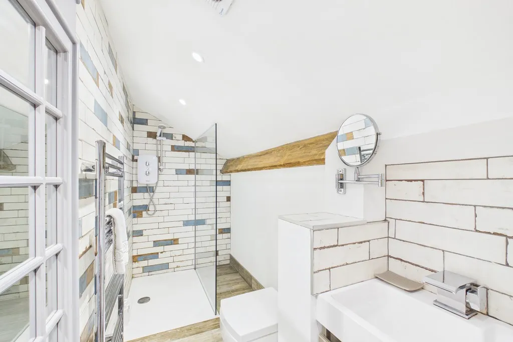 Rayrigg Rise, Bowness-On-Windermere, LA23, photo 19