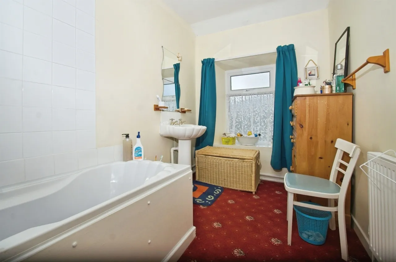 Albert Street, Ferndale, CF43, photo 11