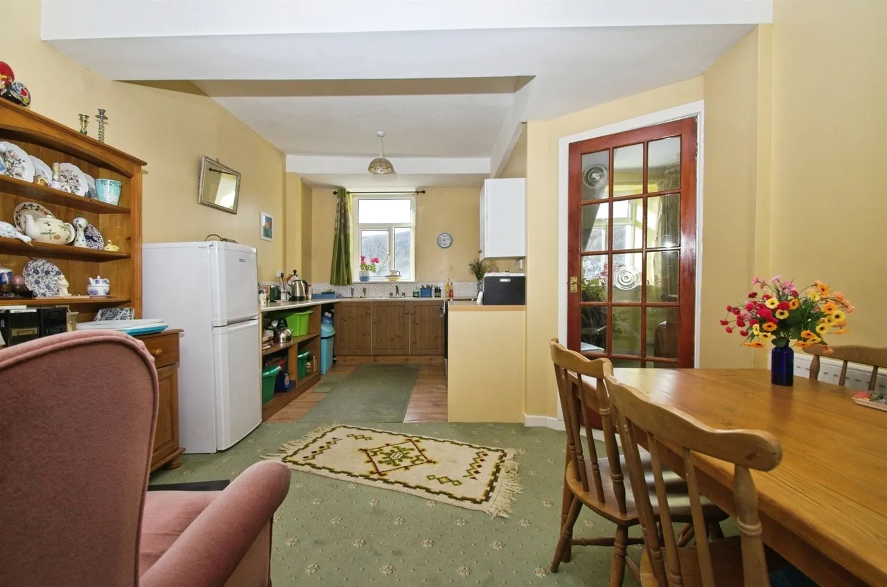 Albert Street, Ferndale, CF43, photo 7