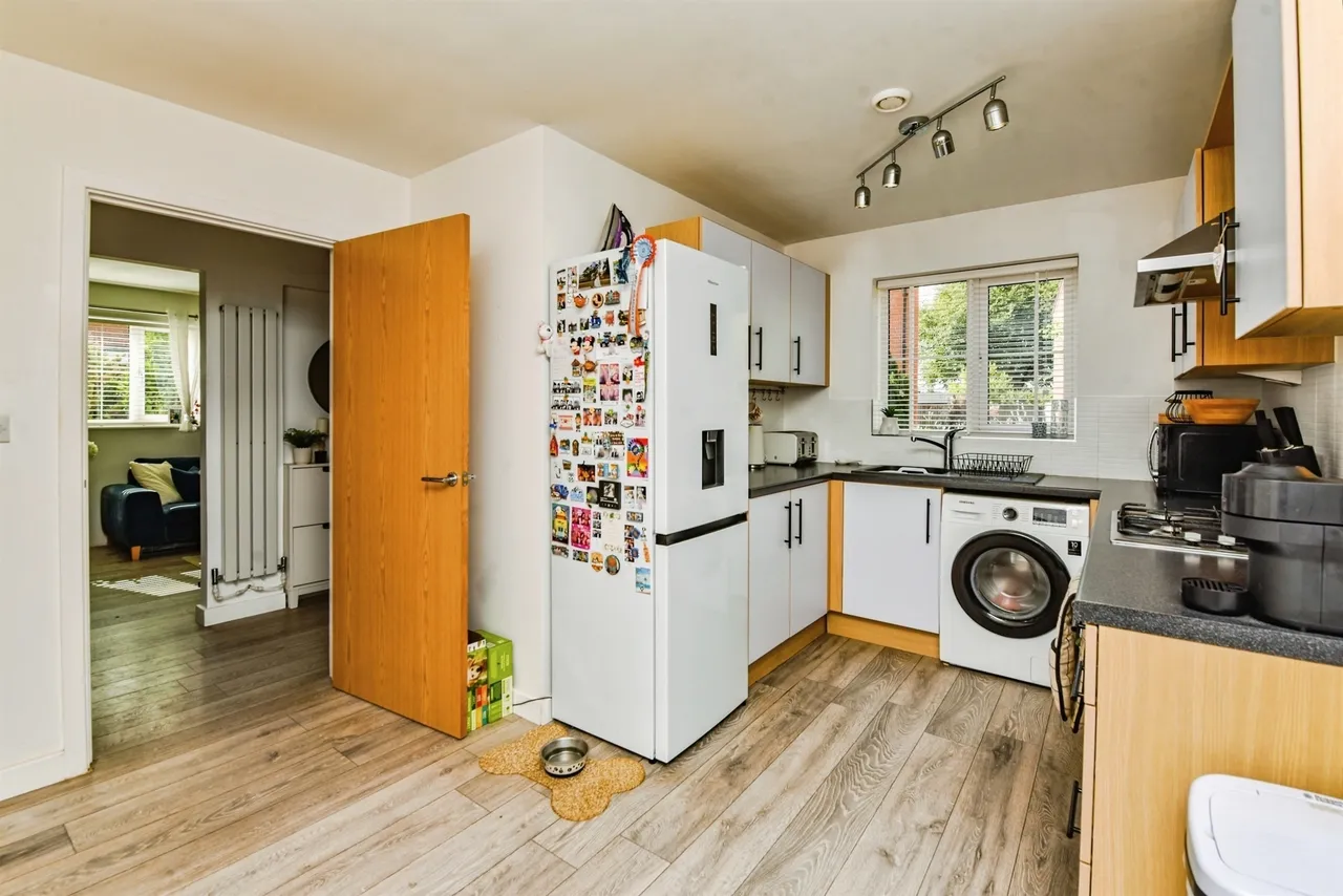 Dowse Road, Devizes, SN10, photo 7