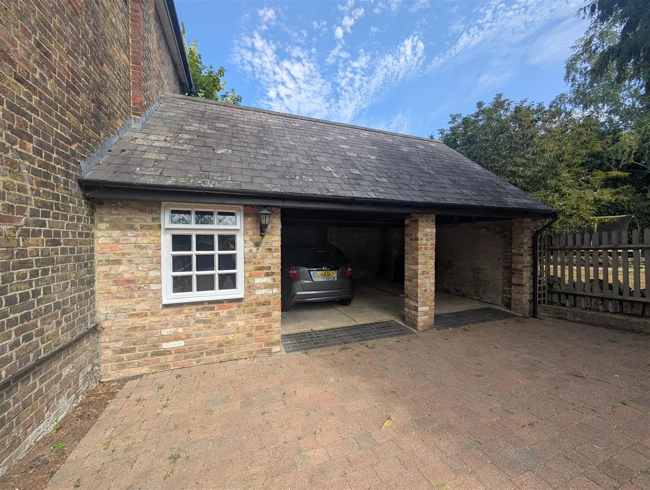 High Street, Chipstead, photo 11