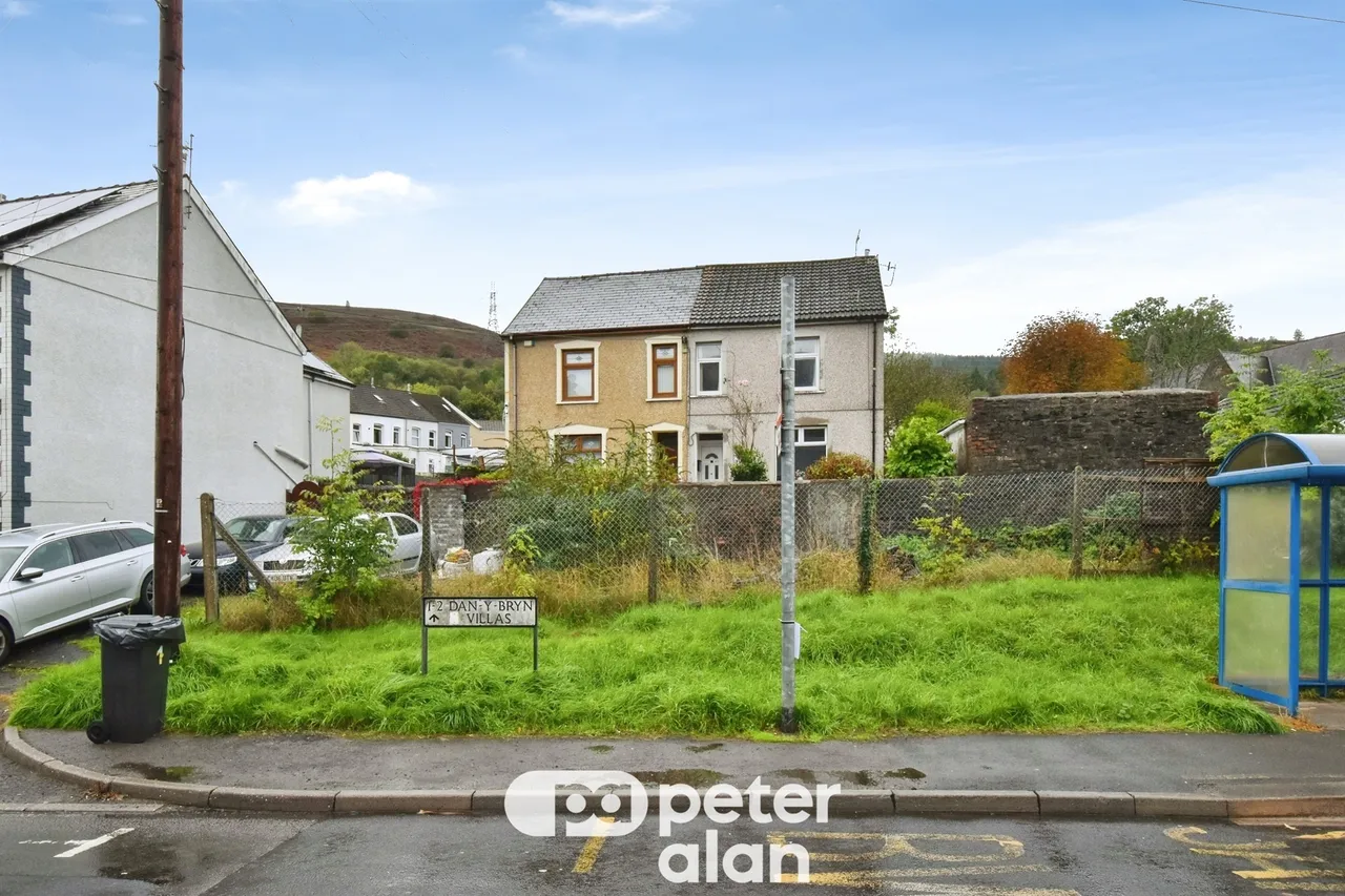 Dan-Y-Bryn Villas Merthyr Tydfil, CF48, photo 17