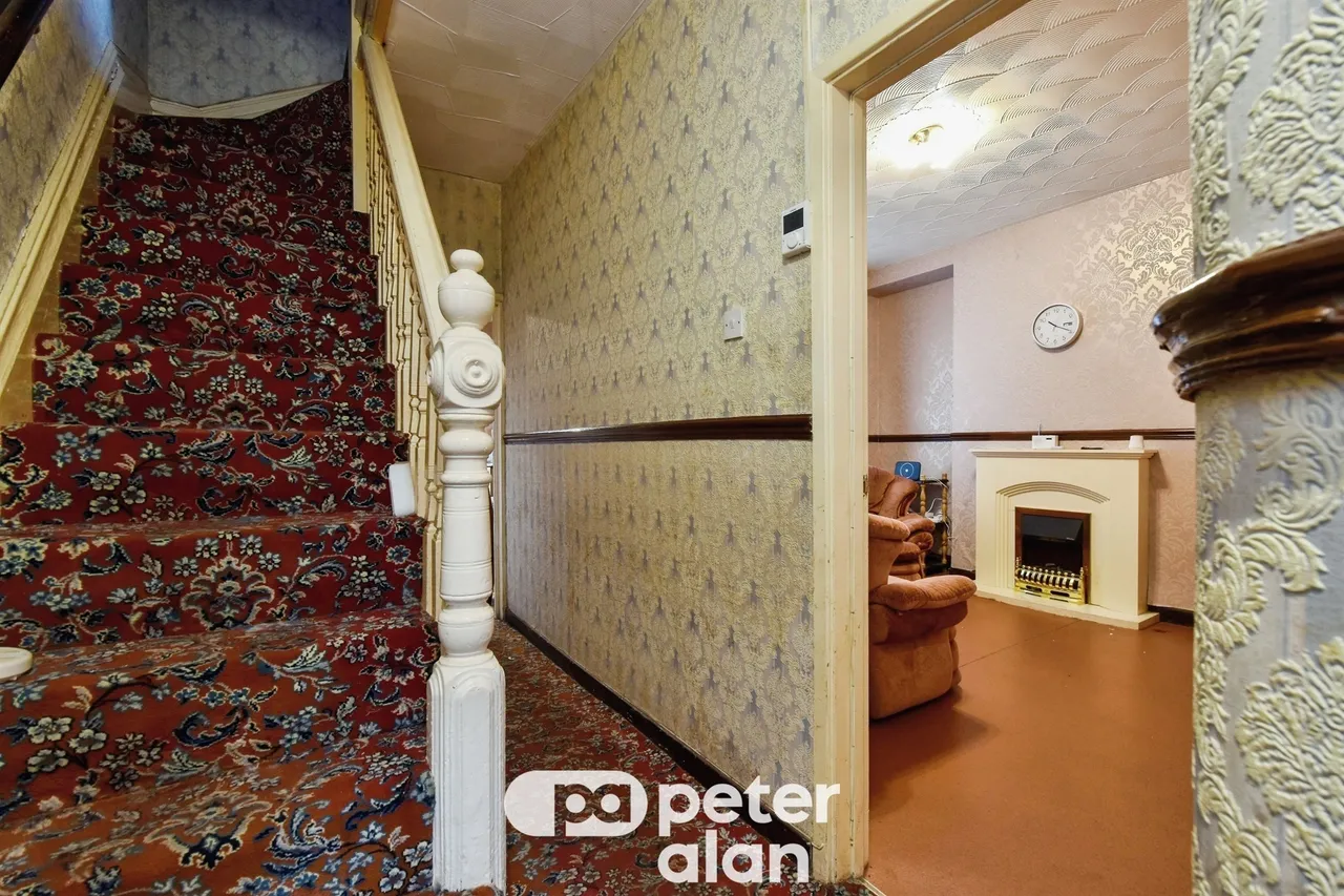 Dan-Y-Bryn Villas Merthyr Tydfil, CF48, photo 9