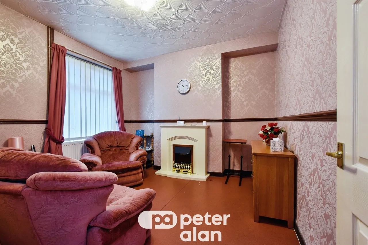 Dan-Y-Bryn Villas Merthyr Tydfil, CF48, photo 4