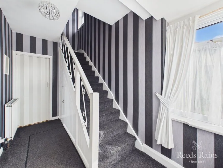 Endike Lane, Hull, East Yorkshire, HU6, photo 3