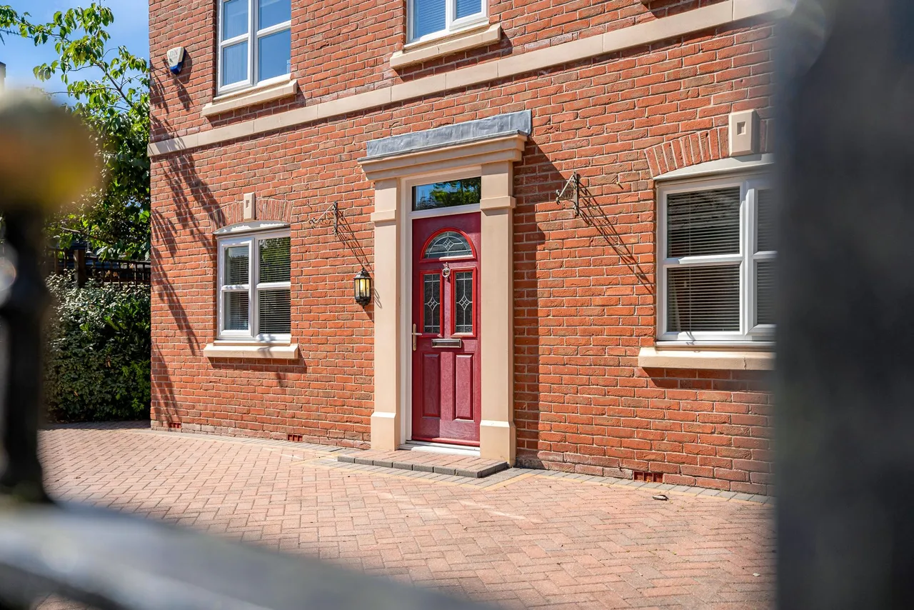 Campbell Close, Runcorn, Runcorn, WA7 4RG, photo 35