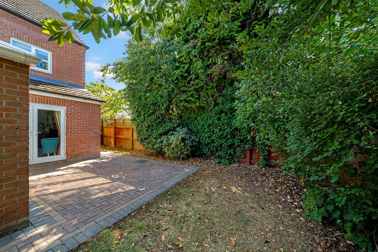 Campbell Close, Runcorn, Runcorn, WA7 4RG, photo 32