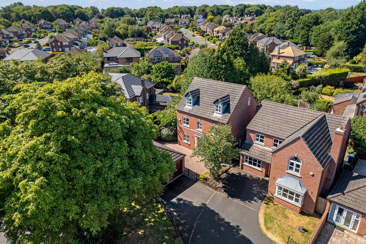 Campbell Close, Runcorn, Runcorn, WA7 4RG, photo 38