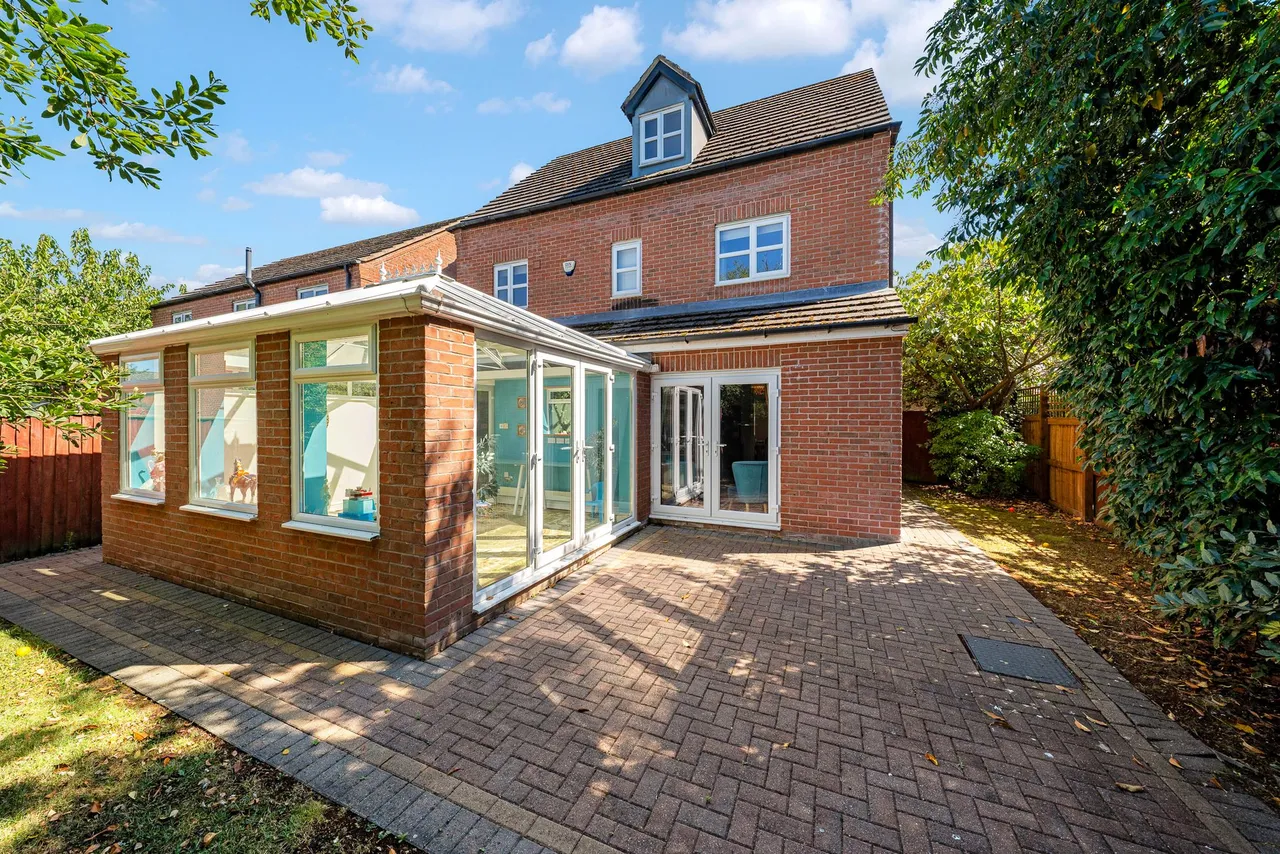 Campbell Close, Runcorn, Runcorn, WA7 4RG, photo 4