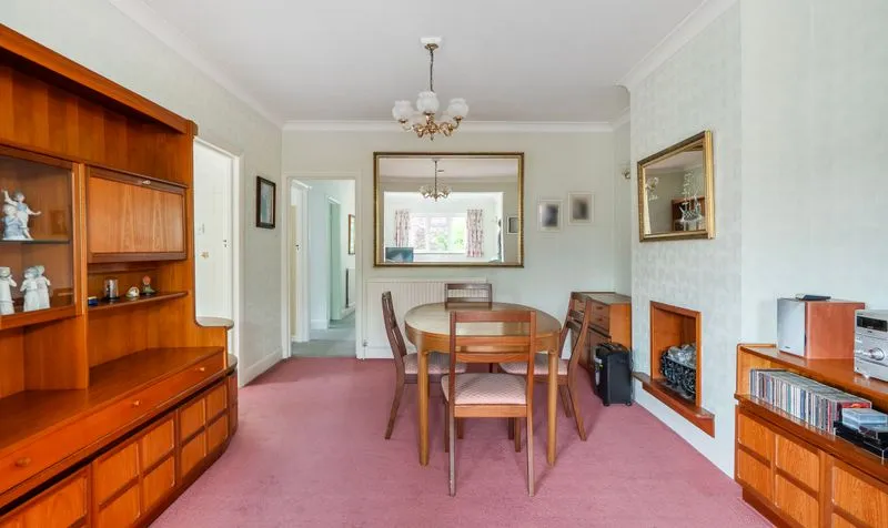 Percival Way, Epsom, KT19, photo 8