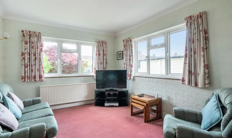 Percival Way, Epsom, KT19, photo 7