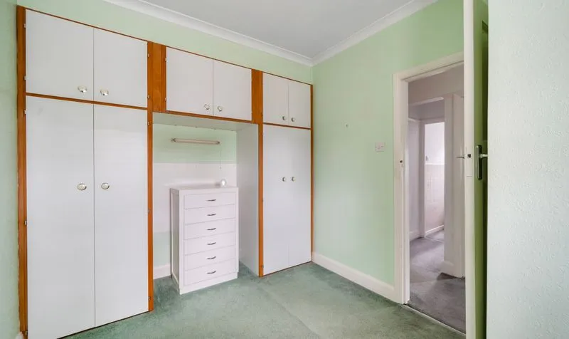 Percival Way, Epsom, KT19, photo 12