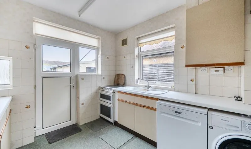 Percival Way, Epsom, KT19, photo 9