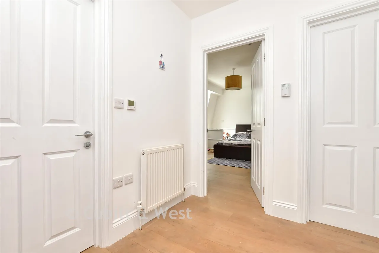 Belmont Road, Wallington, SM6, photo 7