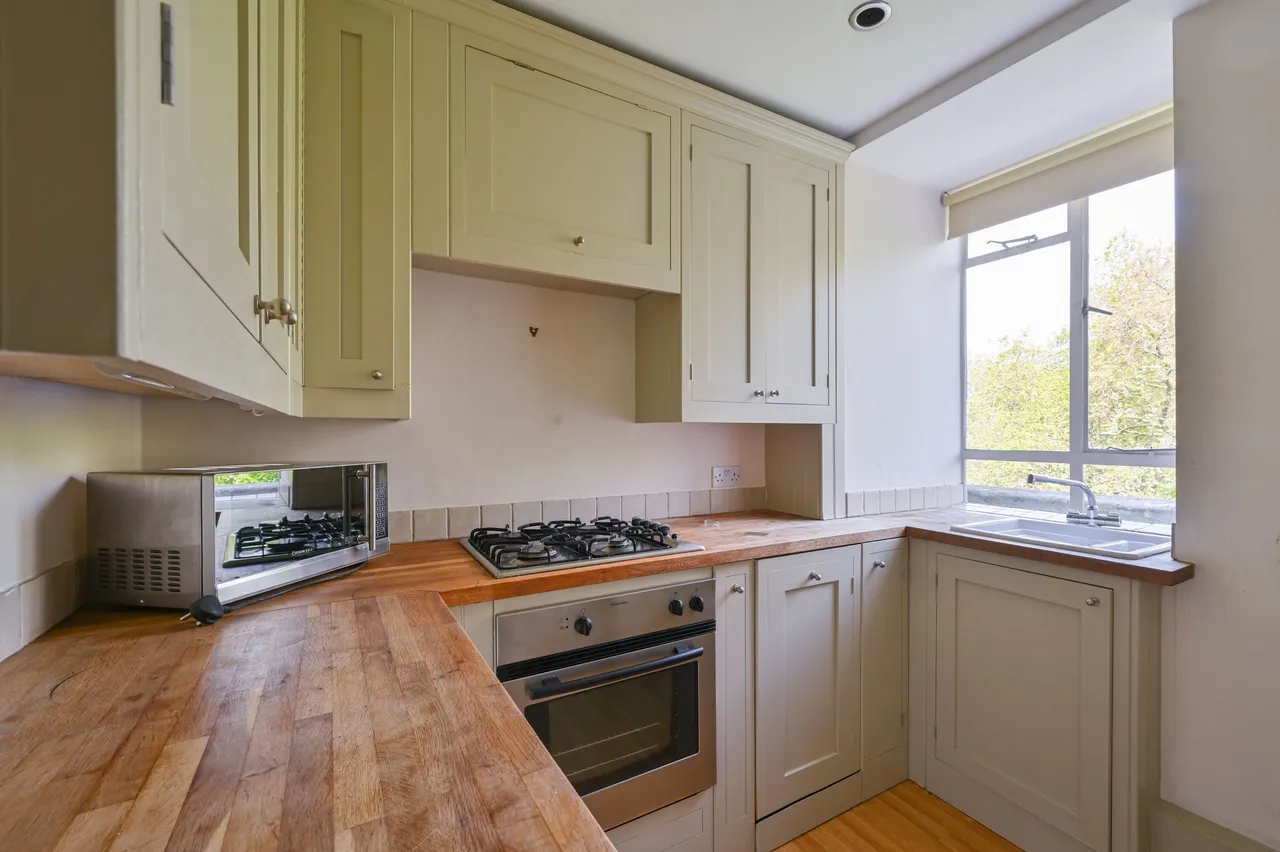 Flat 10, 35-36 Dorset Square, London, photo 4