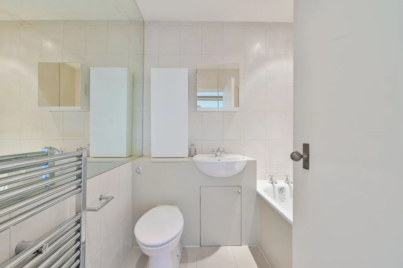 Flat 10, 35-36 Dorset Square, London, photo 5