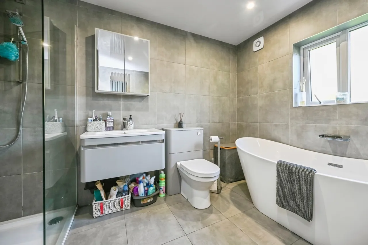 Oxton Close, Kirkby, L32, photo 12