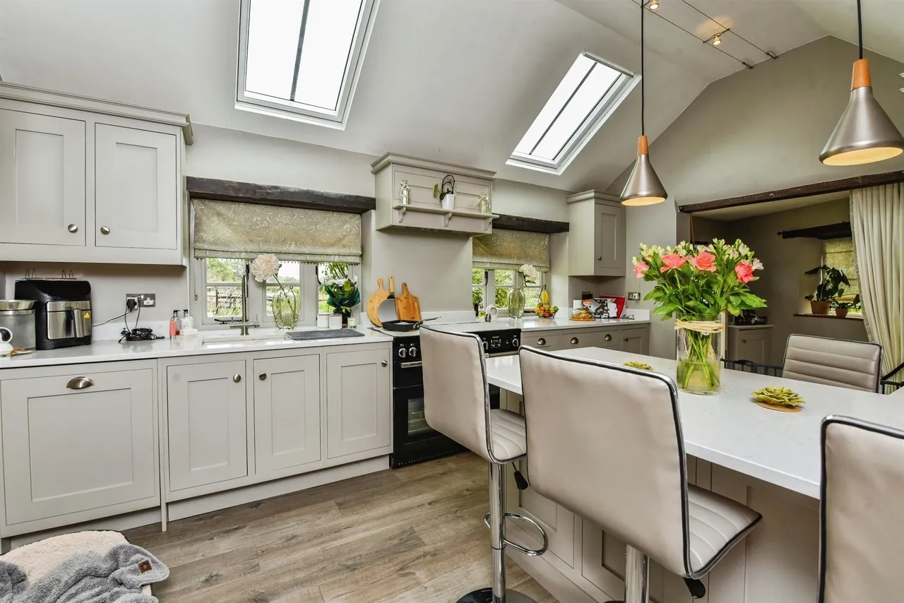 Sweet Apple Cottage, Lower Rudge, BA11, photo 9