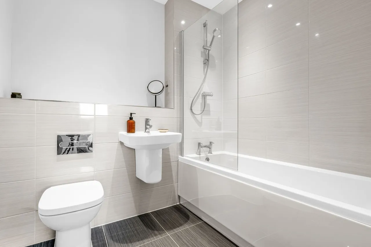 Duchess Court, Welwyn Garden City, AL7, photo 11