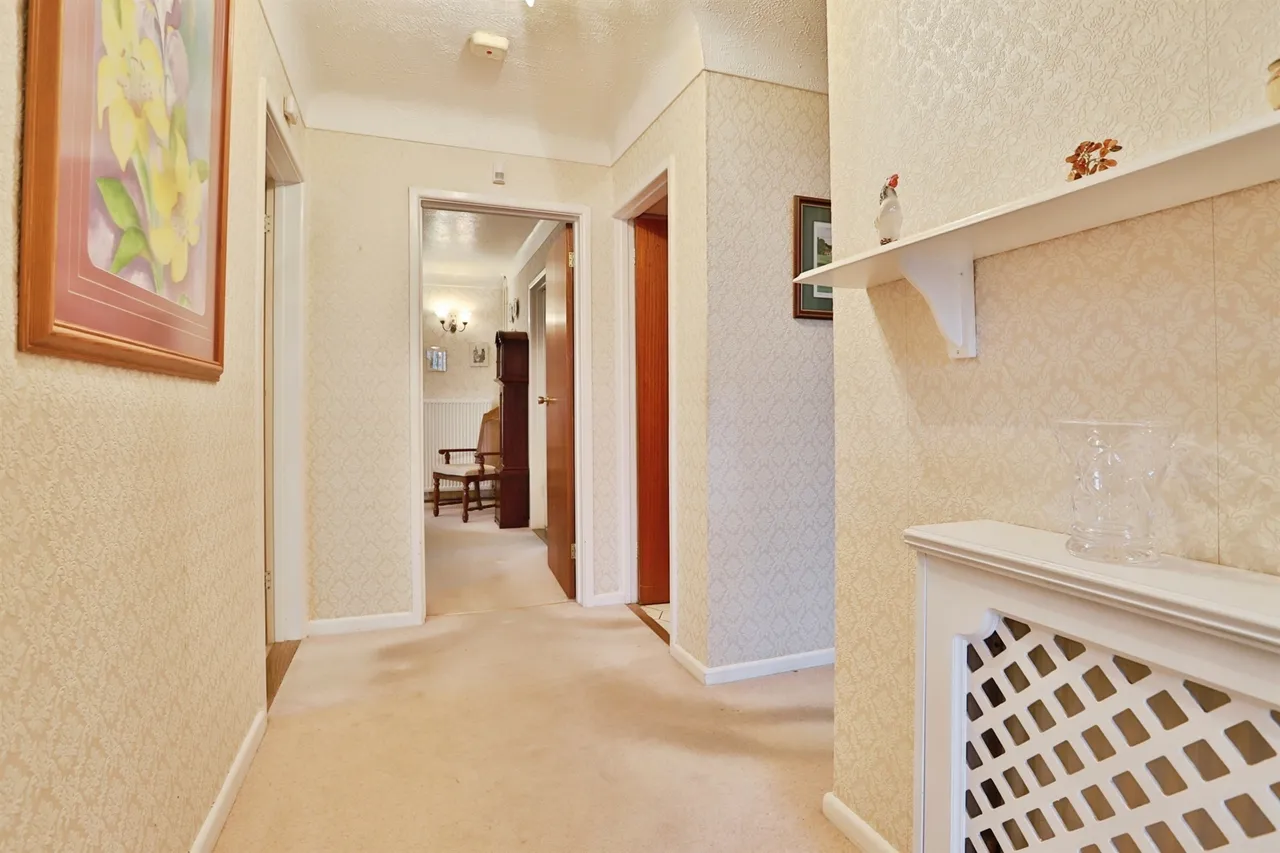 Sandy Lane, Upton, BH16, photo 2