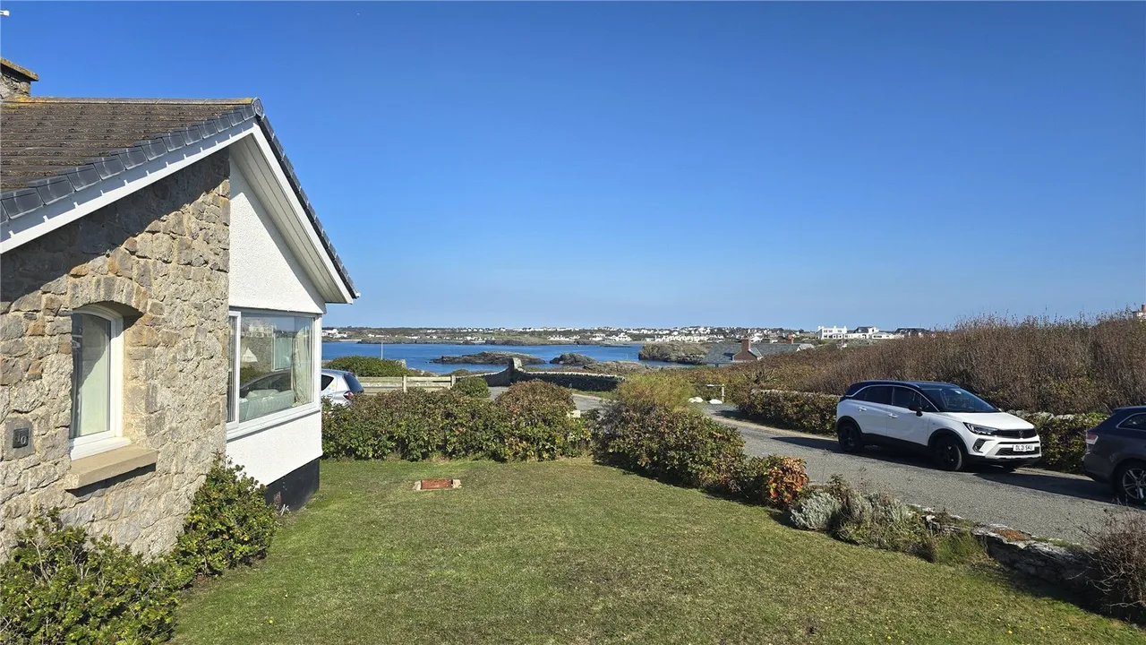 Ravenspoint Road, Trearddur Bay, LL65, photo 23