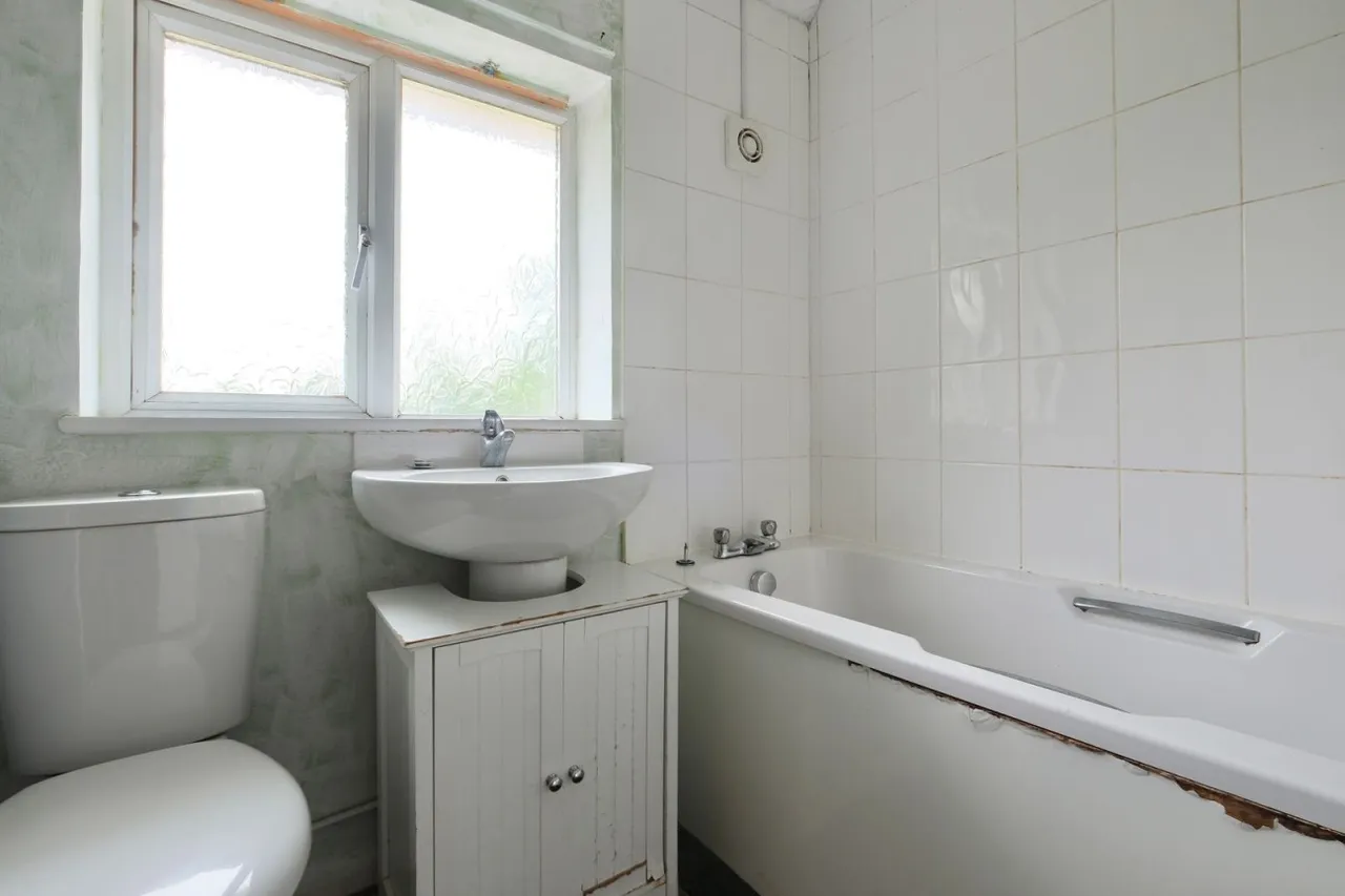 Moat Lane, Abbots Ripton, PE28, photo 10