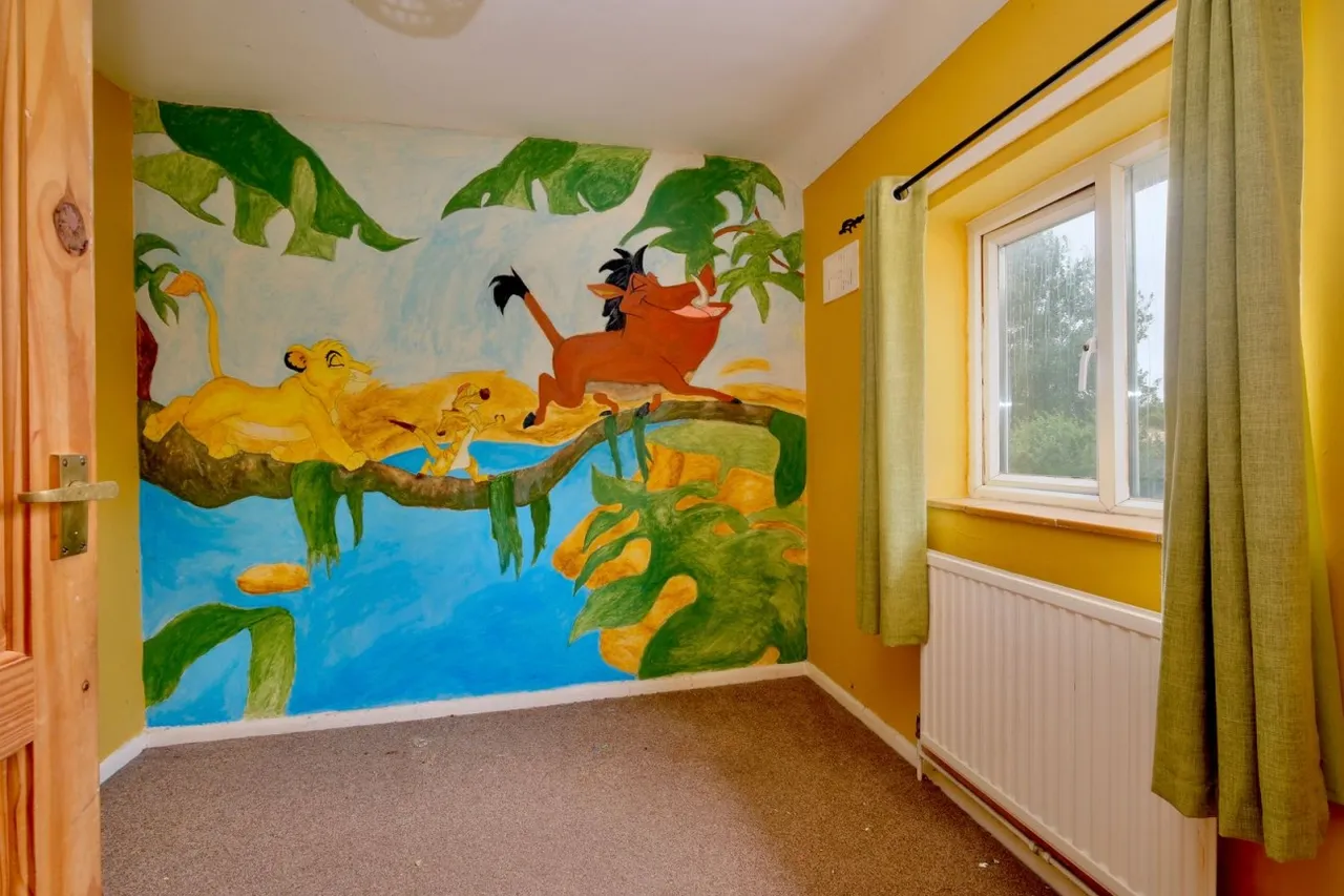 Moat Lane, Abbots Ripton, PE28, photo 9