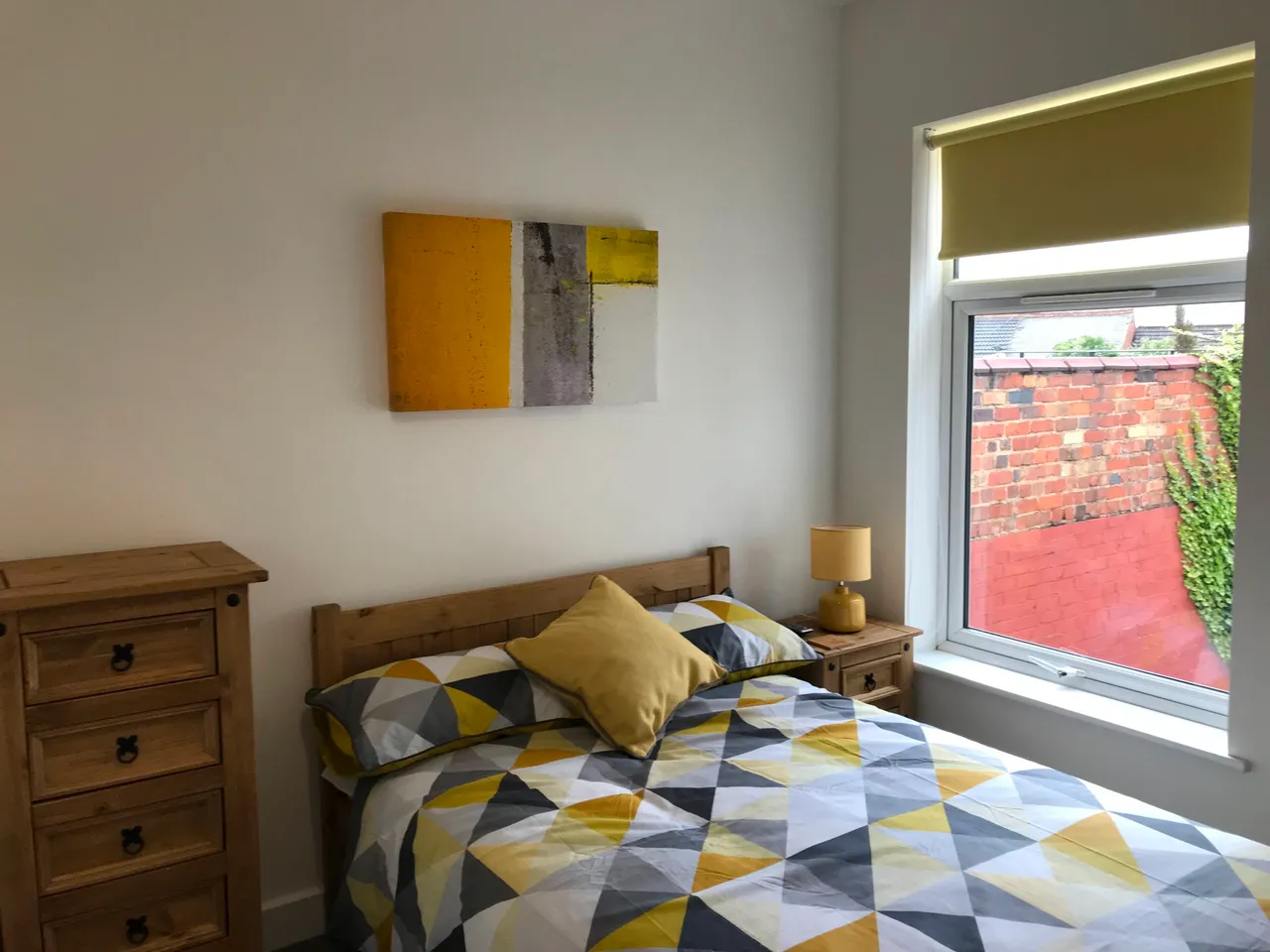 1 bed flat to rent — Manor Court Road, Nuneaton, Warwickshire, CV11 5HG
