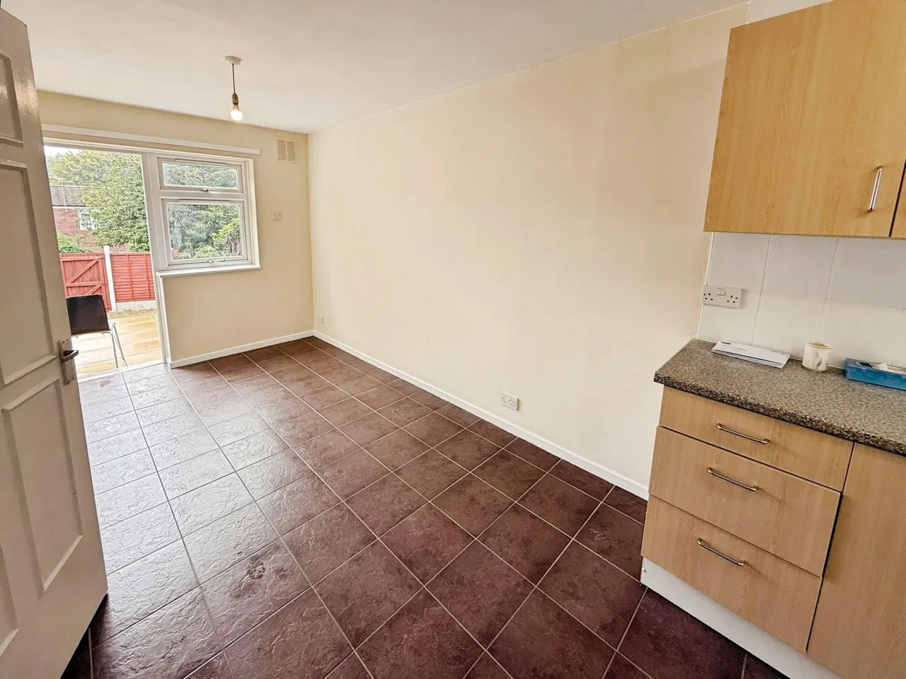 Coachwell Close, Telford, TF3, photo 6