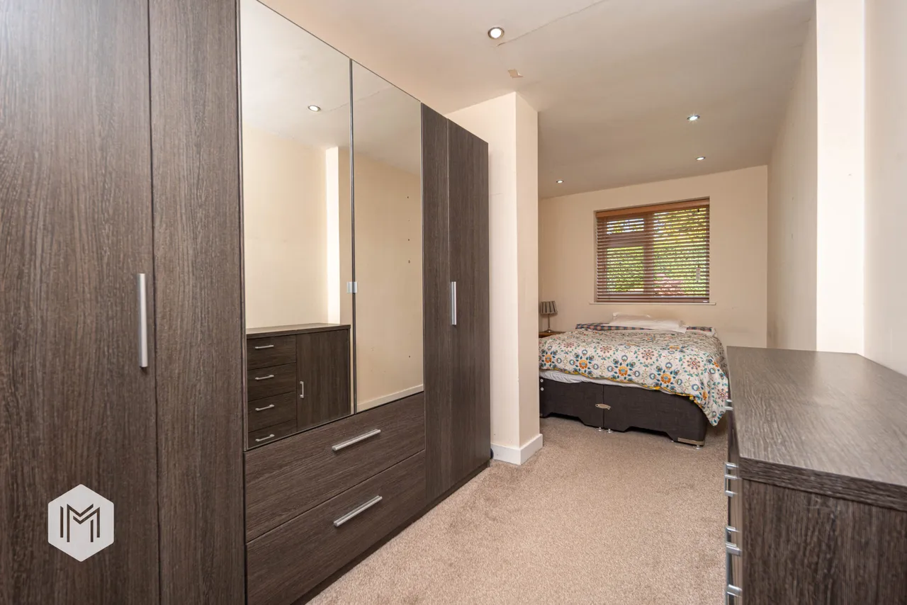 Mountbatten Close, Bury, BL9 8PU, photo 10