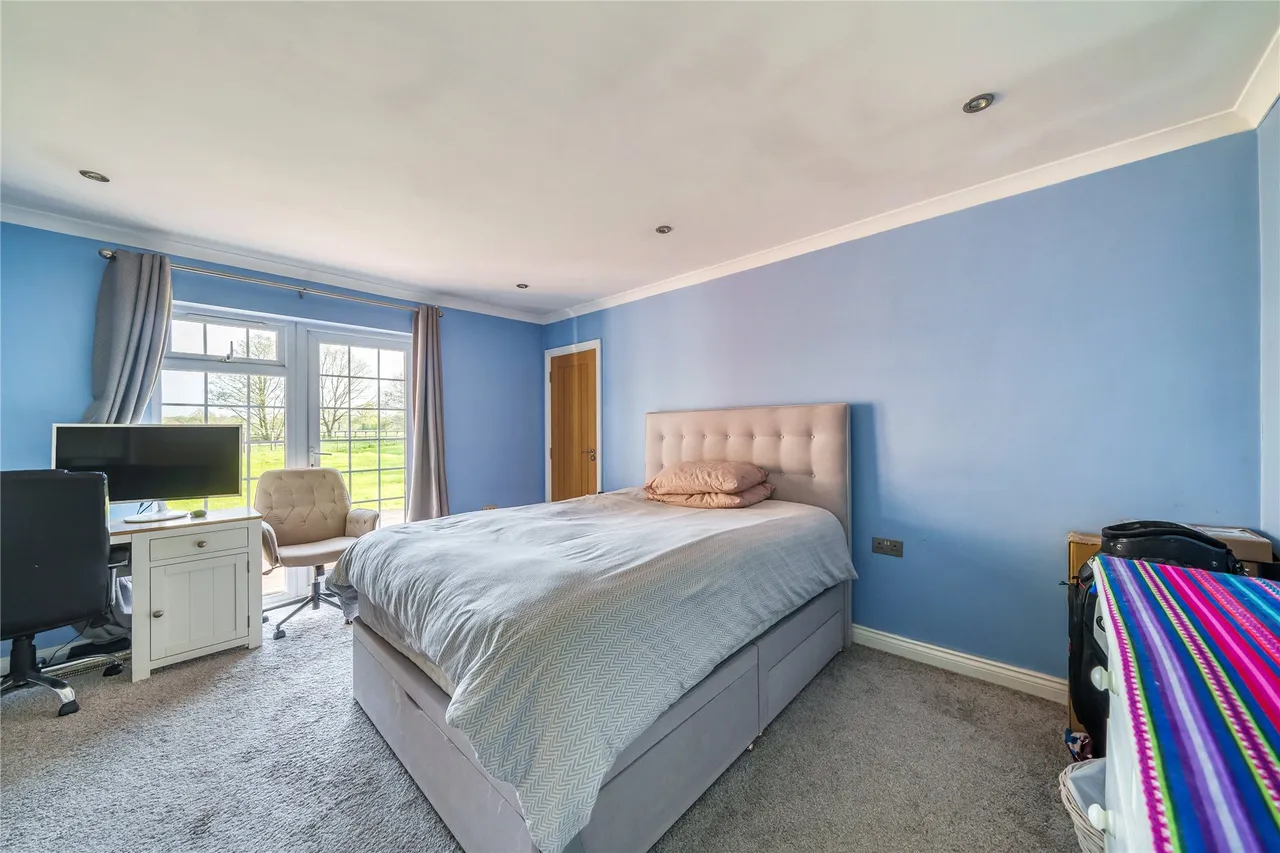 Philpot Lane, Chobham, GU24, photo 11